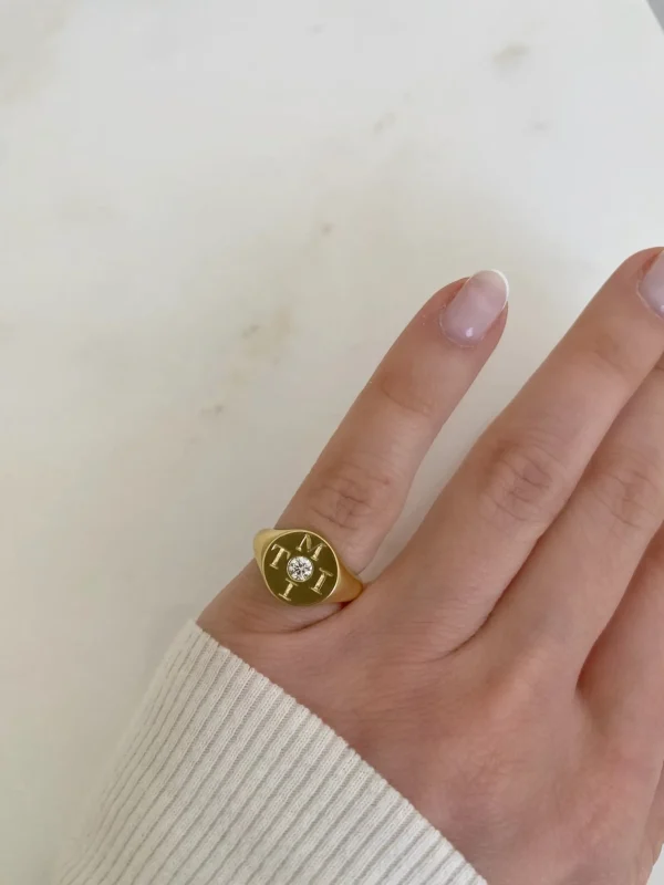 Love Notes Moi et Toi Diamond Pinky Signet Ring